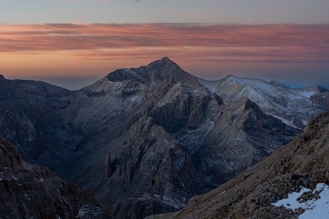 Singing Rock: Jak Wybrać Idealny Sprzęt Wspinaczkowy? - 1 2025